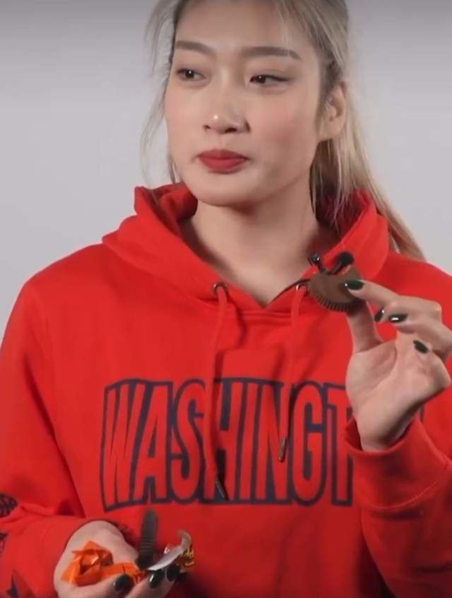 亚洲欧美v国产一区二区